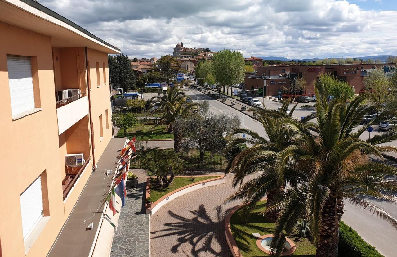 Hotel Trasimeno Bittarelli Castiglione del Lago Exterior photo